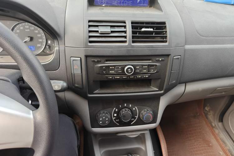 Used BAIC Weiwang M20 2013 1.5L Fashion Version BJ415B