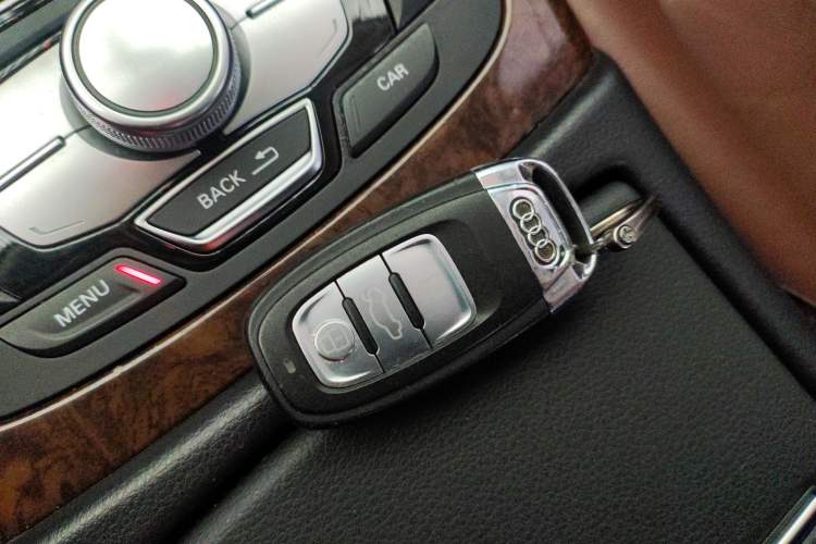 Used Audi A6L 2018 30th Anniversary Edition 35 TFSI Fashion Model