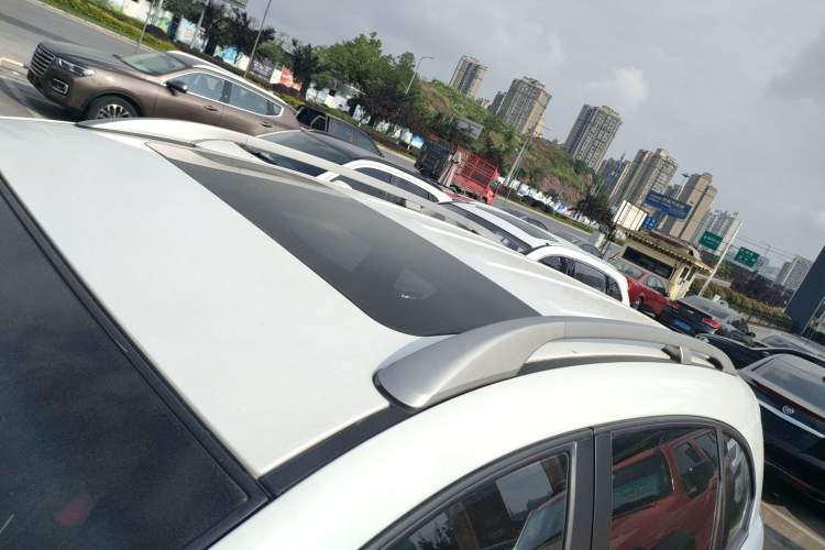 Used Chevrolet Captiva 2014 2.4L 4x4 Flagship Edition 7 Seats Roof