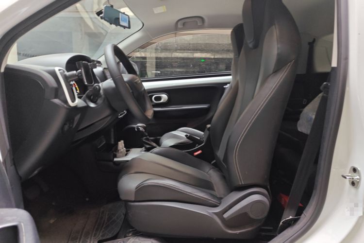 Used Roewe Clever 2022 311km QiQi BoBo Edition Left Front Seat