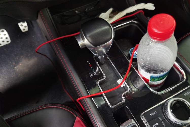 Used BAIC Off-Road BJ40 2018 PLUS 2.3T Automatic Four-Wheel Drive Flagship Version China V Emission Standard Gear Lever