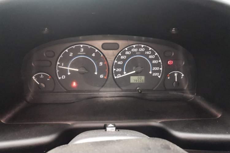 Used JMC Transit 2017 2.8T Commercial Version Short Wheelbase Mid-Roof 6/7/8-Seater JX493
