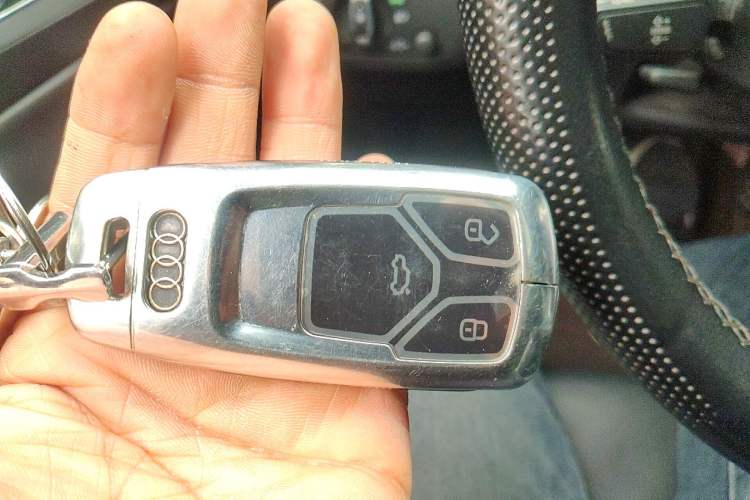 Used Audi Q7 2019 55 TFSI Technology Edition Vehicle Key