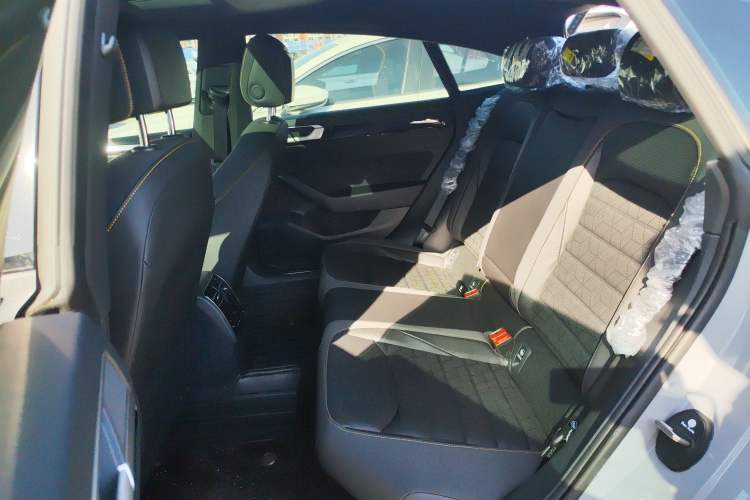 Used Volkswagen FAW-Volkswagen CC 2025 380TSI Striking All-Inclusive Edition Left Rear Seat