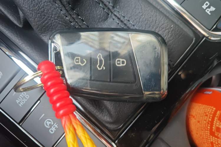 Used Volkswagen Passat 2024 380TSI Starry Dragon Edition Vehicle Key