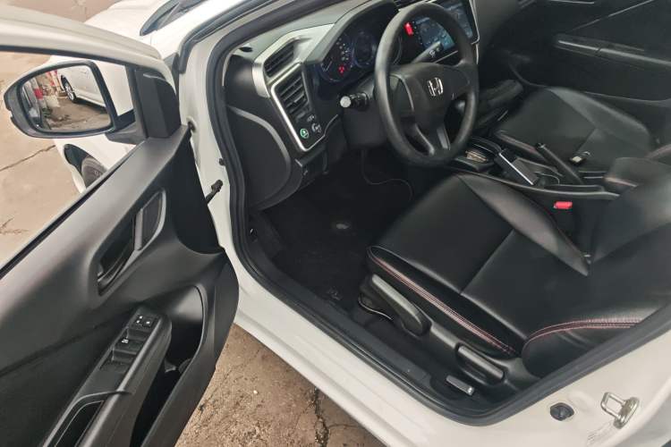 Used Honda City 2017 1.5L CVT Elite Edition Driver Seat