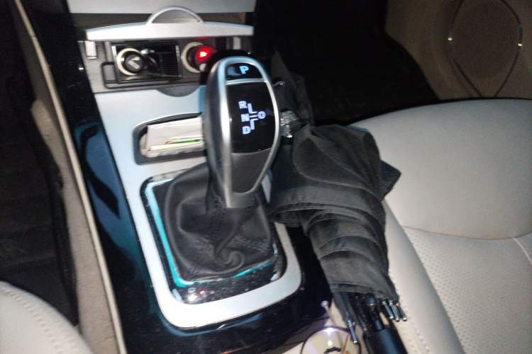 Used BYD e5 2017 300 Prestige Edition
