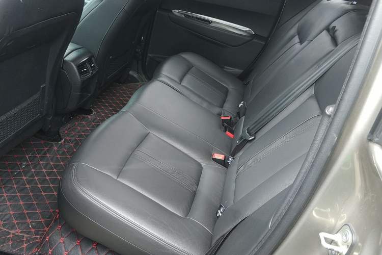 Used Peugeot 3008 2015 2.0L Automatic Trend Edition Left Rear Seat