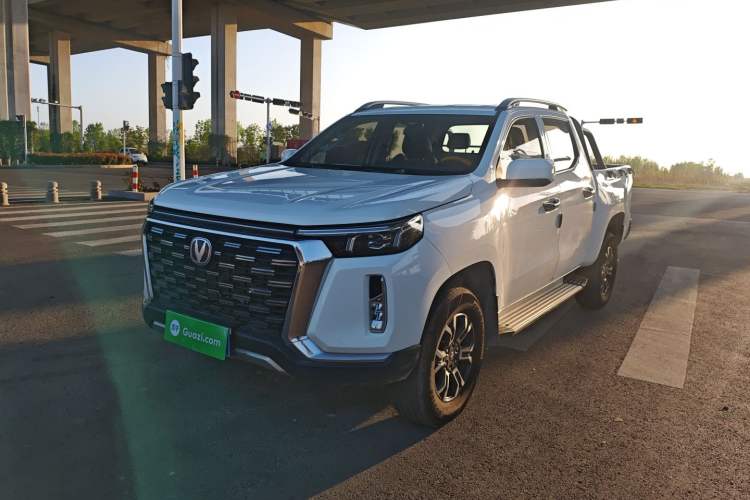 Used CHANGAN Lantop 2023 2.0T Manual Two-Wheel Drive Gasoline Elite Version Standard Cab