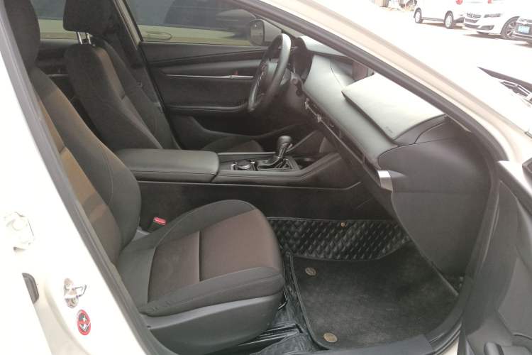 Used Mazda Mazda 3 Axela 2020 1.5L Automatic ZhiMei Edition