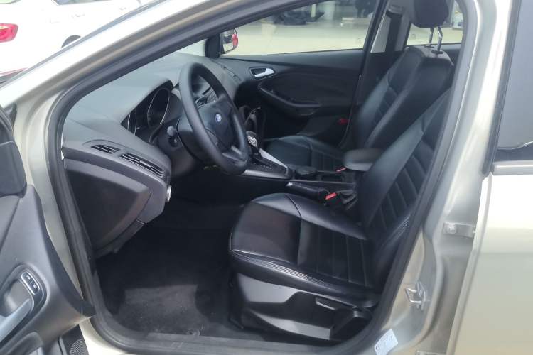 Used Ford Focus 2015 Hatchback 1.6L Automatic Comfort Model Left Front Seat