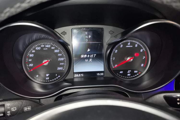 Used Mercedes-Benz GLC 2017 GLC 260 4MATIC Luxury Model
