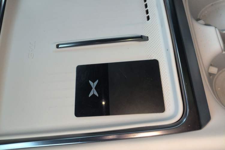 Used XPeng P7 2025 Model—820 Ultra Long Range Ultra
