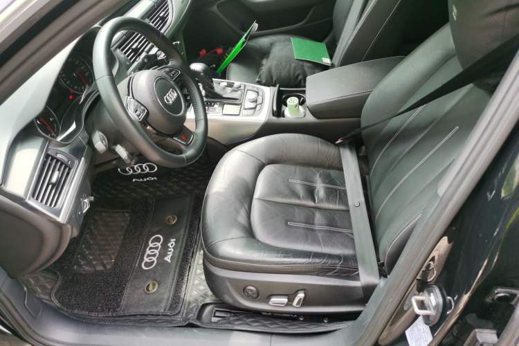 Used Audi A6L 2018 30th Anniversary Edition 45 TFSI quattro Sport model Left Front Seat