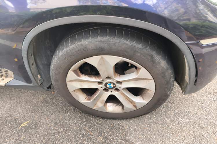 Used BMW X6 2011 xDrive35i U.S. specification
