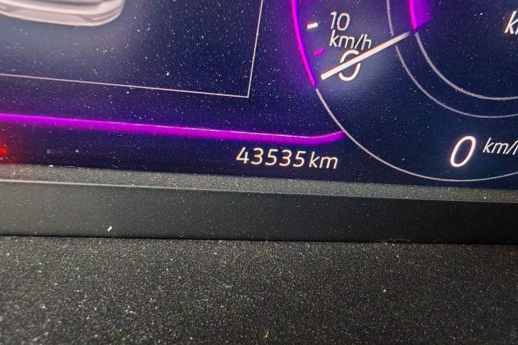 Used Volkswagen FAW-Volkswagen CC 2023 380TSI Striking Edition Odometer Close Up