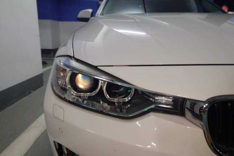 Used BMW 3 Series 2014 320Li Fashion Model
