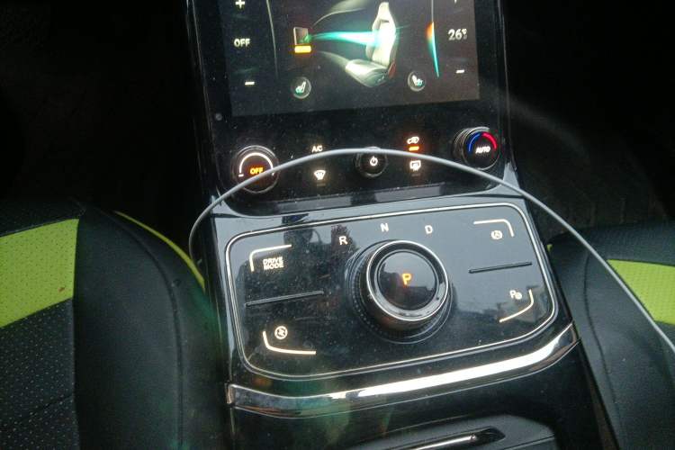 Used NETA U 2021 Pro 610 Industry Custom Edition Gear Lever