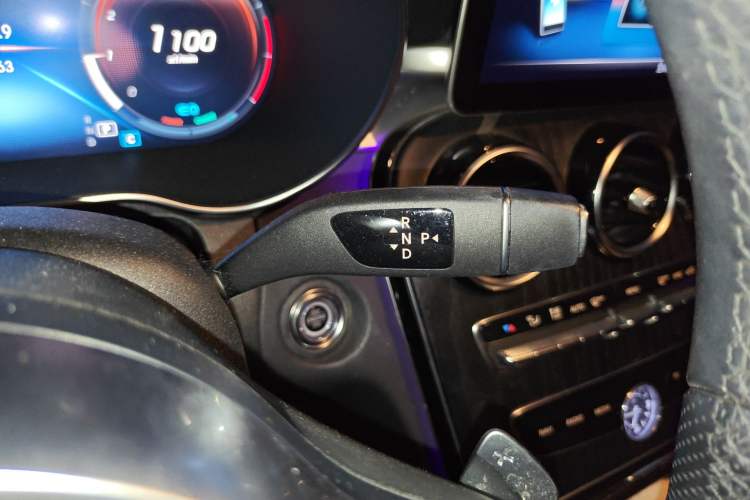 Used Mercedes-Benz C-Class 2021 C 260 L Sport Edition Star Collection Gear Lever