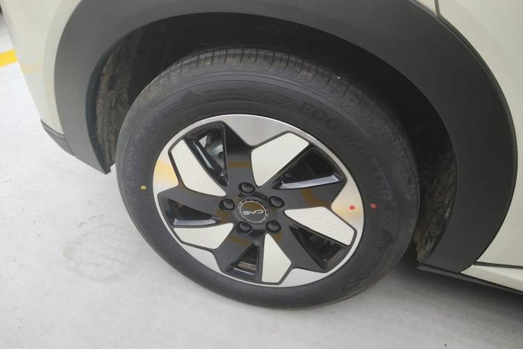 Used BYD Dolphin 2025 420km Free Edition
