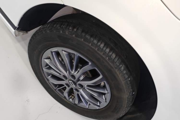 Used Bestune M9 2023 2.0T Prestige Edition
