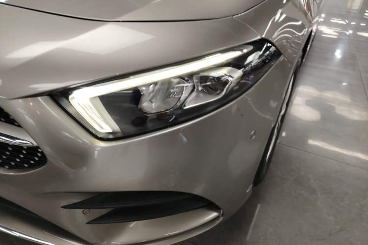 Used Mercedes-Benz A-Class 2021 A 200 L Sport Sedan Fashion Model
