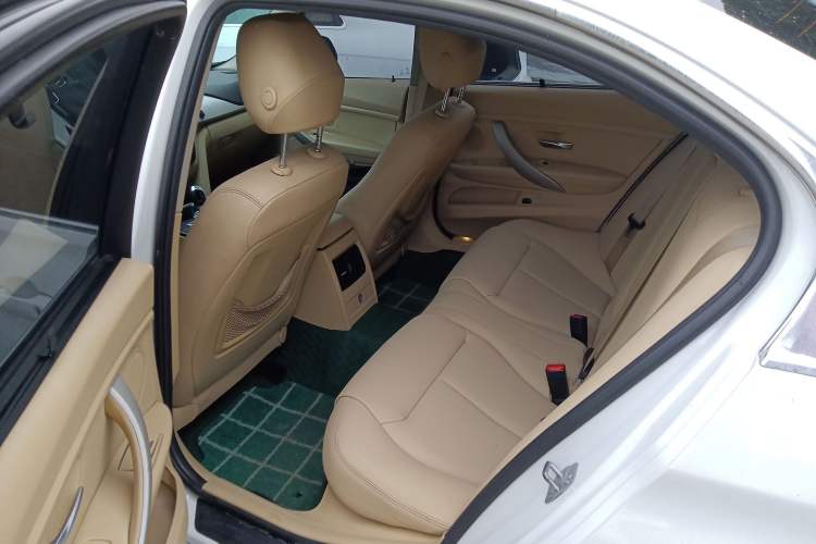 Used BMW 3 Series 2014 320Li Fashion Model
