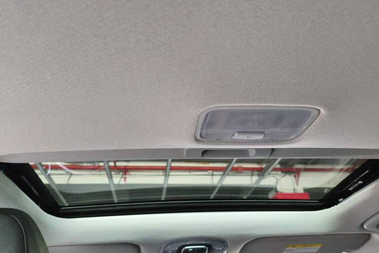 Used Hyundai Elantra 2023 1.5L CVT LUX Prestige Edition