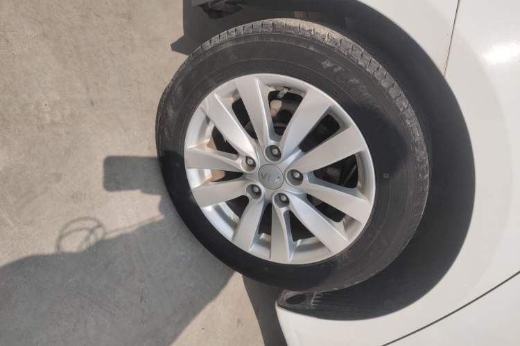 Used Kia K3 2015 1.6L Manual GLS
