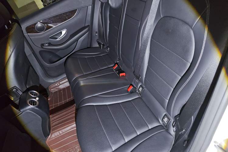 Used Mercedes-Benz GLC 2019 GLC 260 4MATIC Dynamic Edition Left Rear Seat