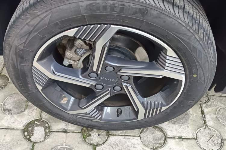 Used Lynk & Co 06 EM-P 2022 PHEV 84 km Range Pro Version
