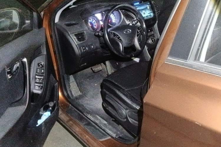 Used Hyundai Elantra (5th Generation / Langdong) 2012 1.6L Automatic Prestige Model