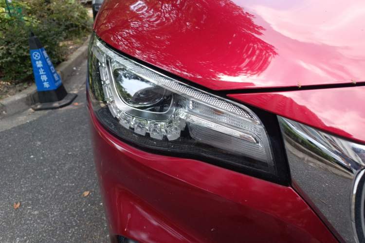 Used MG HS 2018 20T Automatic Two-Wheel Drive Hormone Dynamic Edition China V Standard
