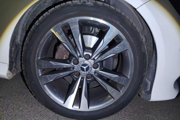 Used Mercedes-Benz E-Class 2015 Restyled E 260 L Sport Edition