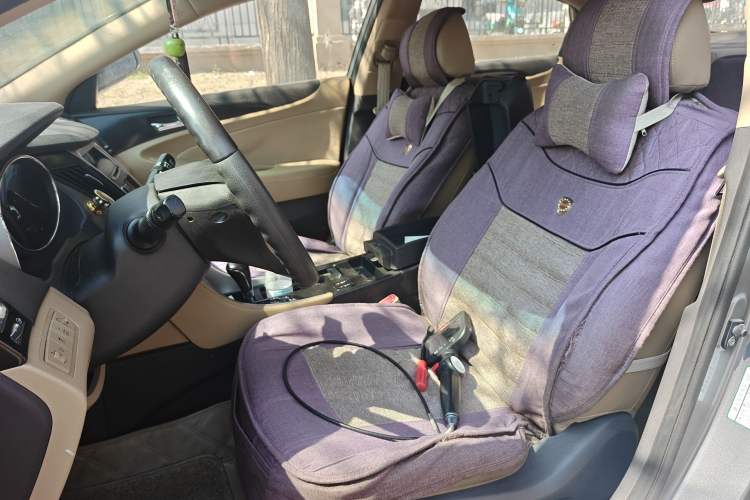 Used Hyundai Sonata 2011 2.0L Automatic Luxury Edition Left Front Seat