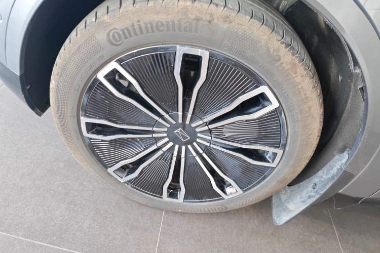 Used Avatr 07 2024 Ultra Range-Extended Four-Wheel Drive
