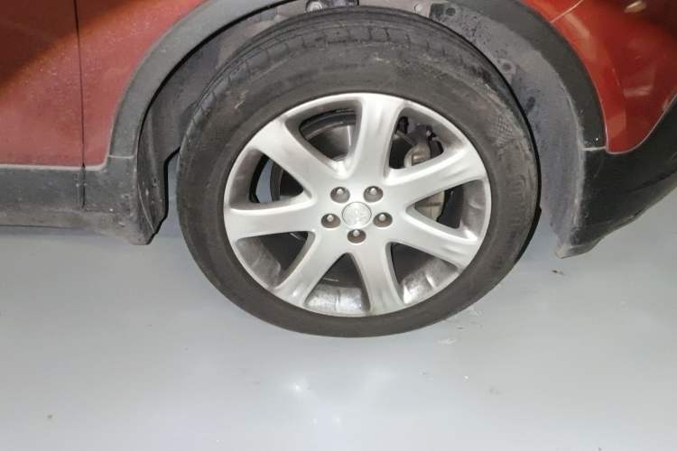 Used Buick Encore 2014 1.4T Automatic Two-Wheel Drive Urban Elite Model
