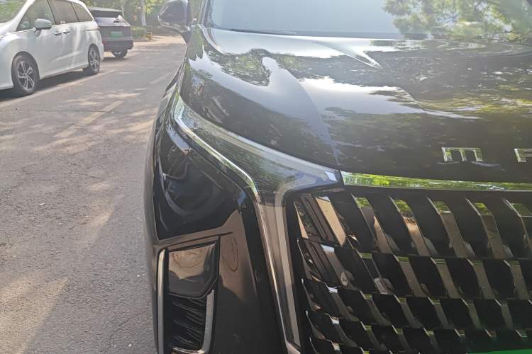 Used SAIC MAXUS G90 2023 2.0T Interstellar Seven-Seater
