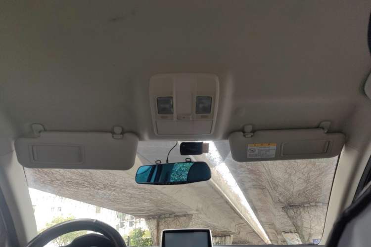 Used Mazda 3 Axela 2016 Sedan 1.5L Automatic Comfort Model