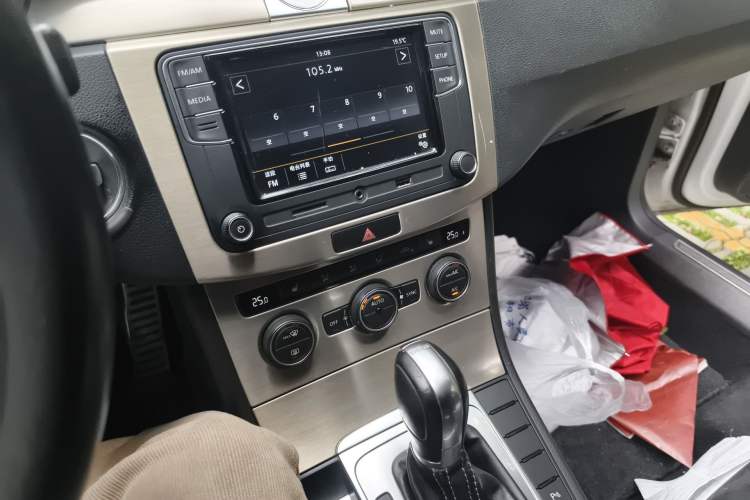 Used Volkswagen FAW-Volkswagen CC 2018 1.8TSI Prestige Model
