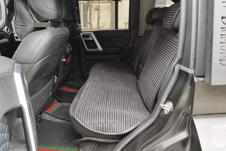 Used BAIC Off-Road BJ40 2023 2.0D Automatic Four-Wheel Drive Blade Hero Edition Adventurer Type (with Front and Rear Electronic Locks)