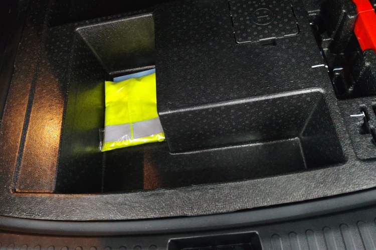 Used Geely Galaxy L7 2025 EM-i 115km Exploration+ Edition
