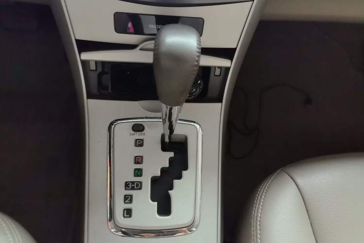 Used Toyota Corolla 2009 1.8L Automatic GLX-i Special Commemorative Edition Gear Lever
