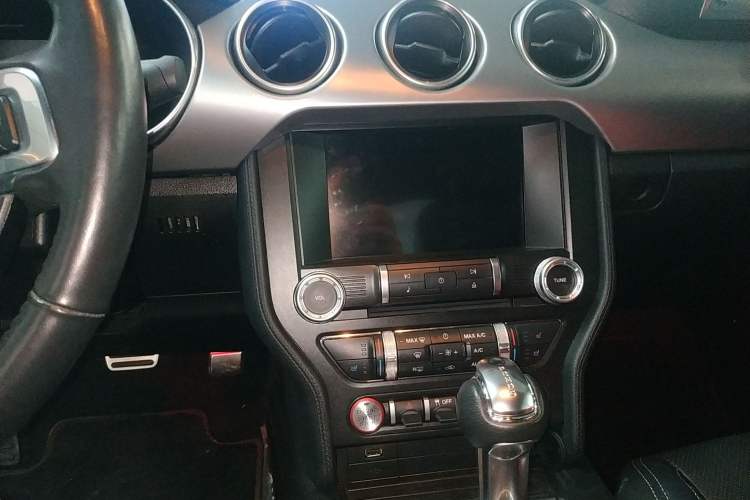 Used Ford Mustang 2021 2.3T EcoBoost
