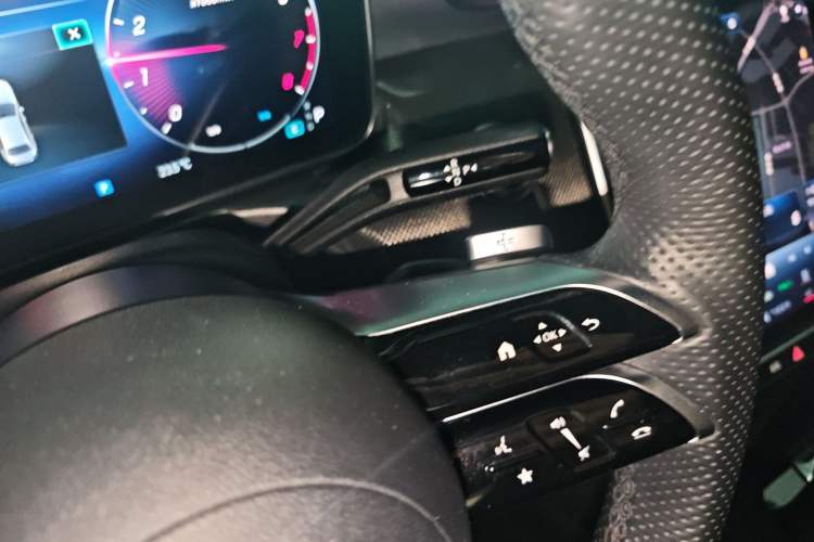 Used Mercedes-Benz C-Class 2023 Second Facelift C 260 L Sport Edition
