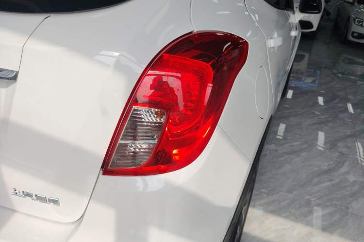 Used Buick Encore 2018 18T Automatic Two-Wheel Drive Urban Leading Model