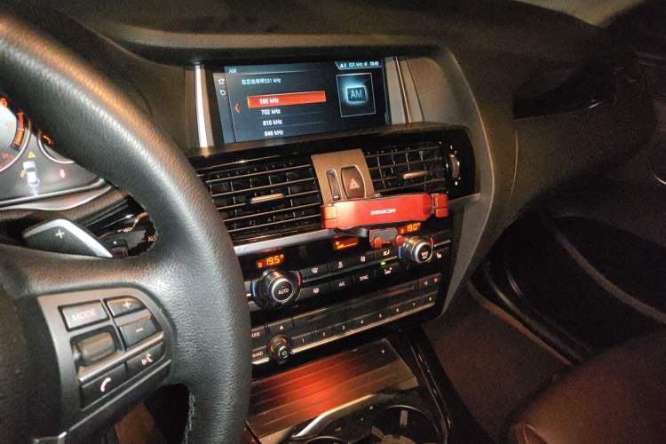 Used BMW X4 2014 xDrive20i X Design Package Audio And AC Panel