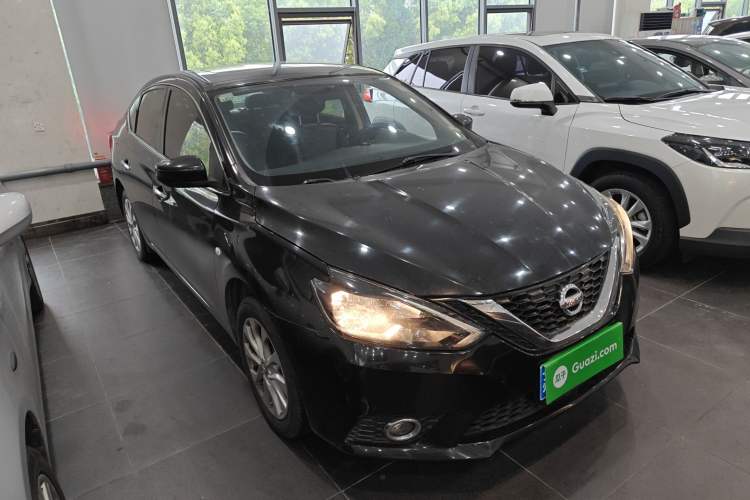 Used Nissan Sylphy 2019 Classic 1.6 XL Manual Luxury Edition Exterior 1