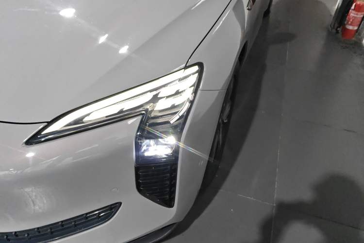 Used Hongqi EH7 2024 690 Pro