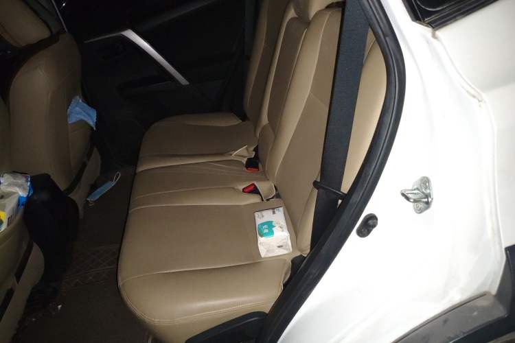 Used Toyota RAV4 2019 2.0L CVT Two-Wheel Drive Fashion X Limited Edition China V Standard